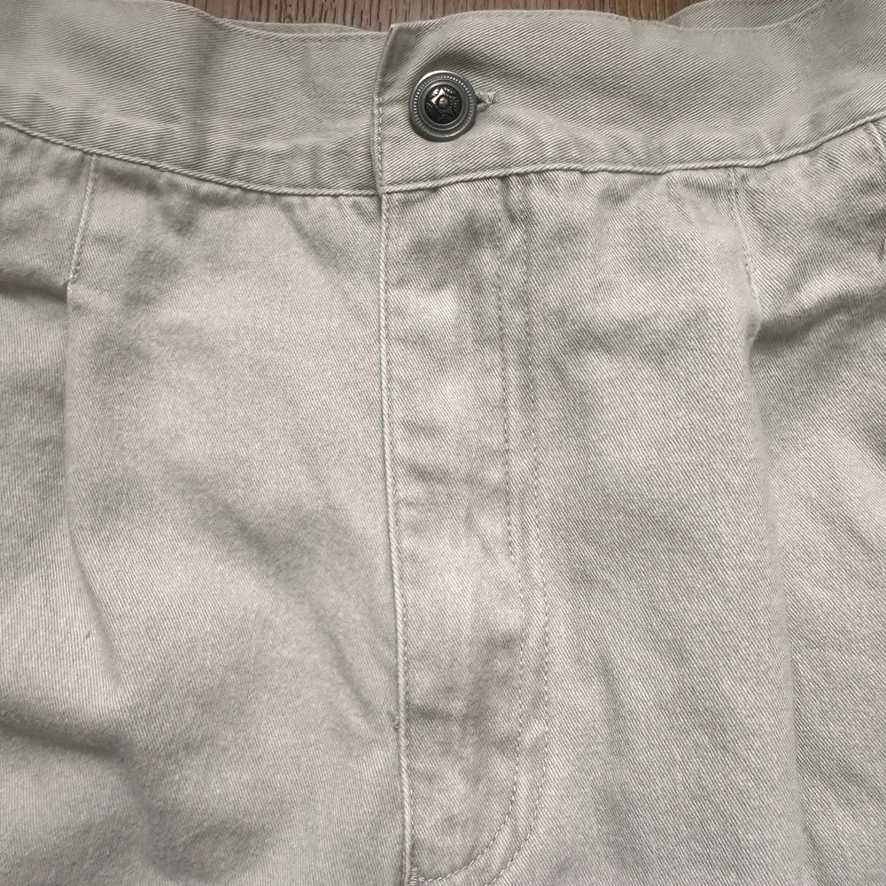 Vintage Women's The Territory Ahead Pleated Bermuda Shorts Size 14
